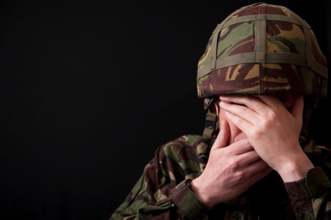 Many returning soldiers suffer chronic pain that can lead to painkiller addictions, research shows. 