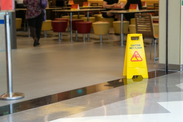 slip and fall accident causes